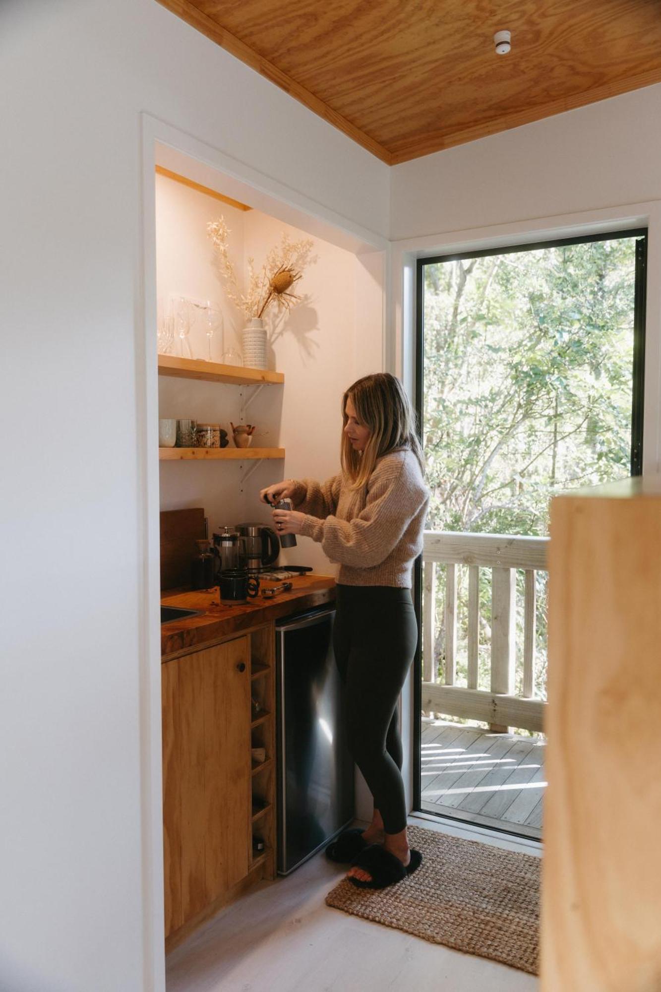 Treehouse Hideaway At Rekindle Tree Houses Opua Eksteriør bilde