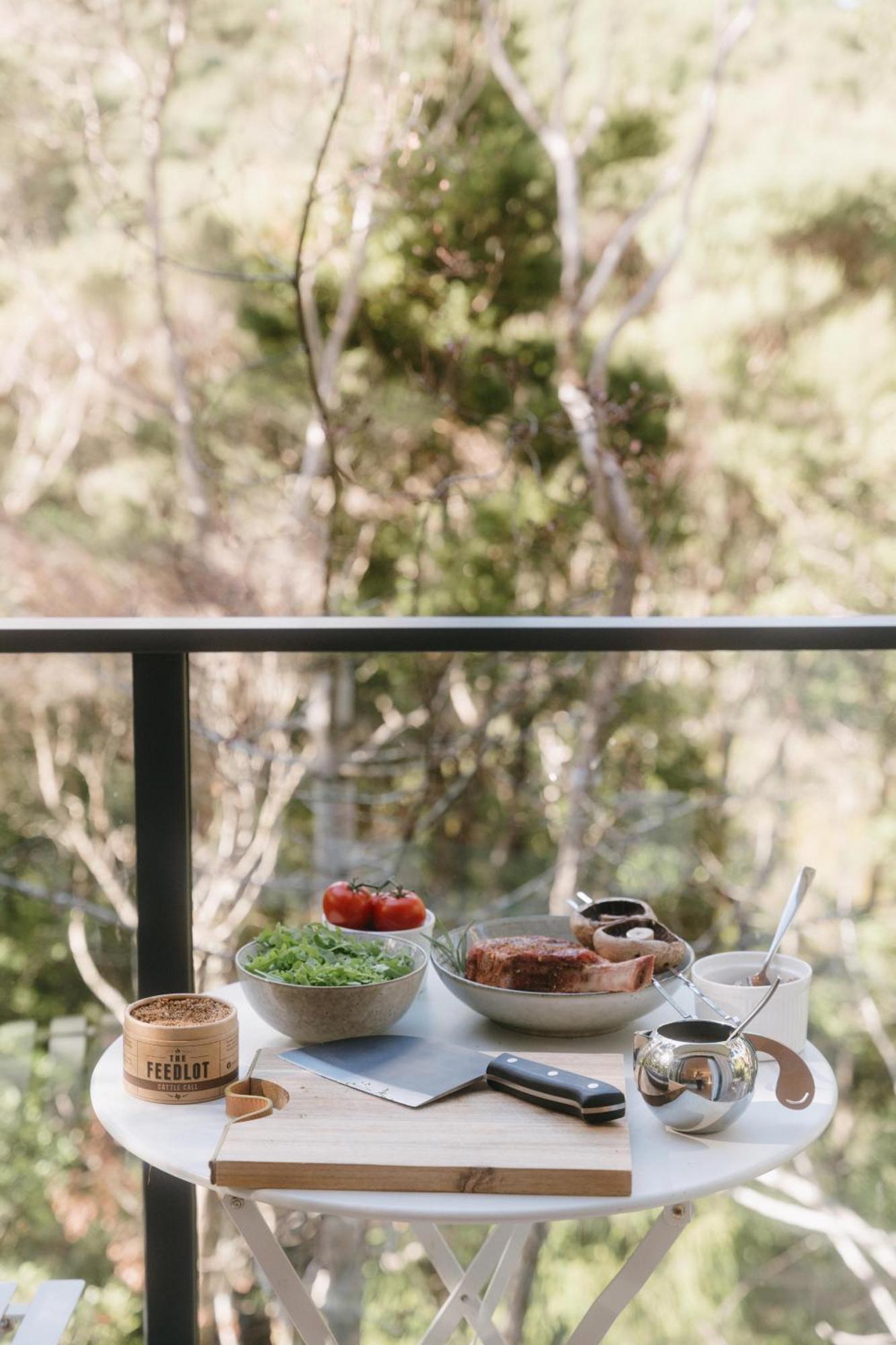 Treehouse Hideaway At Rekindle Tree Houses Opua Eksteriør bilde