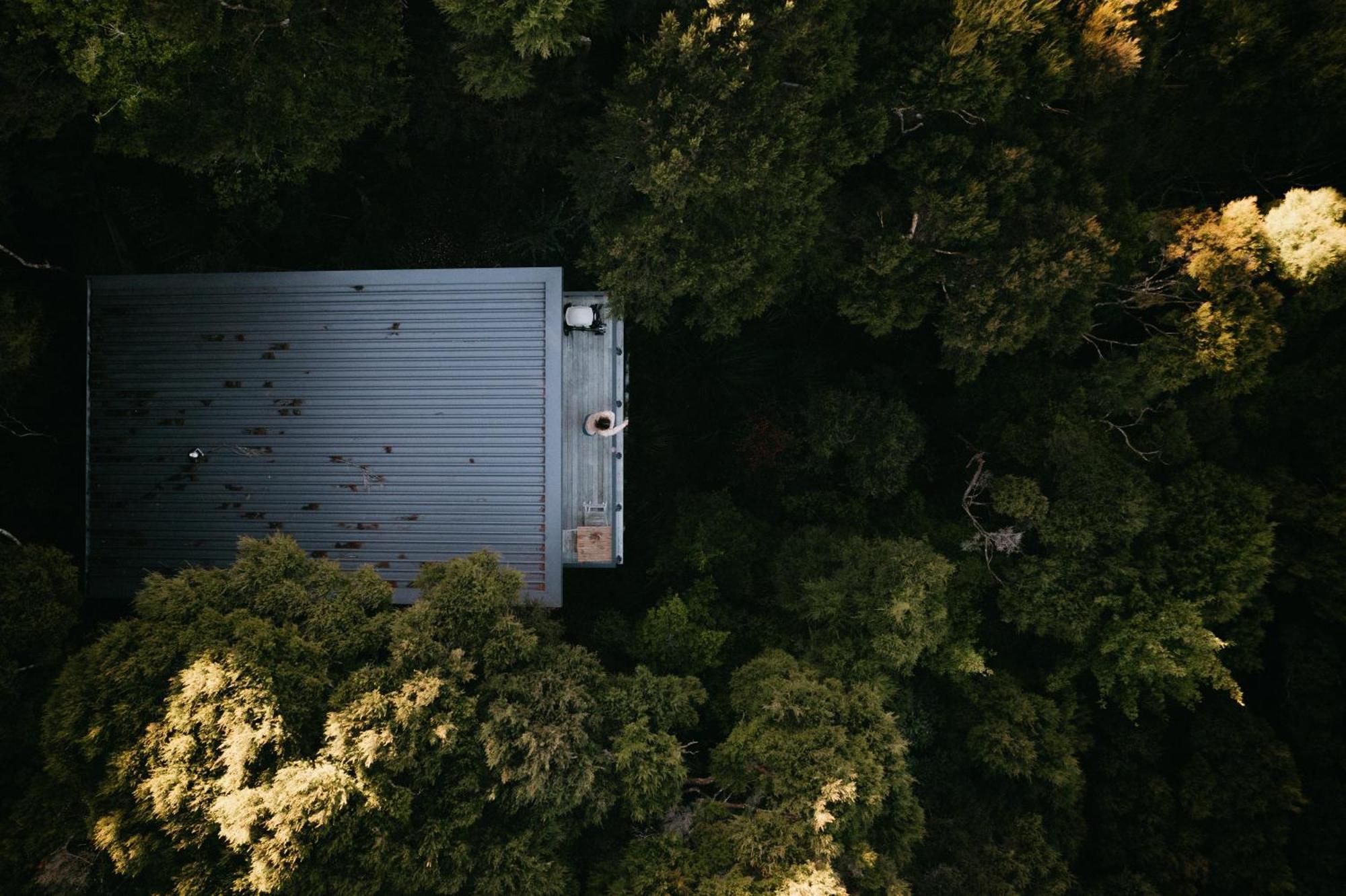 Treehouse Hideaway At Rekindle Tree Houses Opua Eksteriør bilde